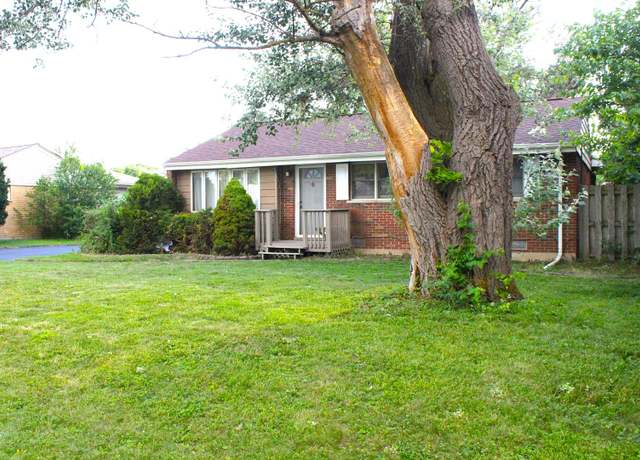 Property at 7926 S 83rd Ct, Justice, IL 60458, 4 beds, 2 baths