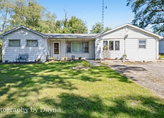 Property at 5451 E Boy Scout Rd, St. Anne, IL 60964, 3 beds, 1 bath
