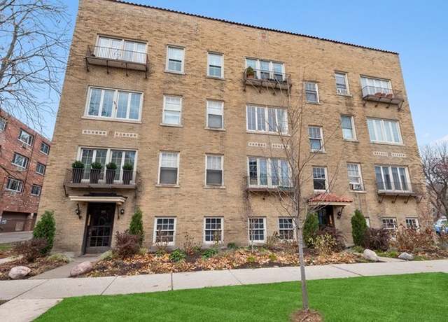 Property at 1242 Elmwood Ave #2, Evanston, IL 60202, 1 bed, 1 bath