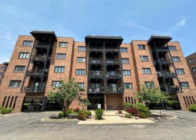 Property at 9374 Landings Ln #404, Des Plaines, IL 60016, 2 beds, 2 baths