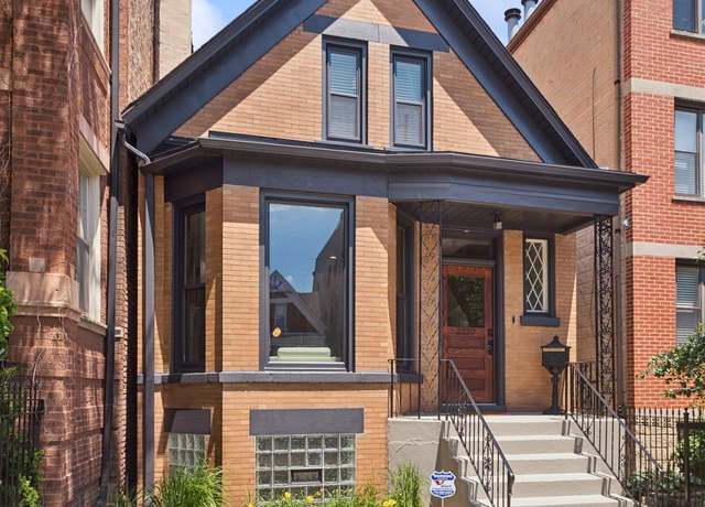 Property at 2220 W Augusta Blvd, Chicago, IL 60622, 3 beds, 2.5 baths