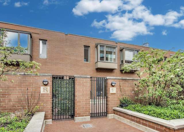Property at 801 S Plymouth Ct Unit S, Chicago, IL 60605, 2 beds, 2.5 baths