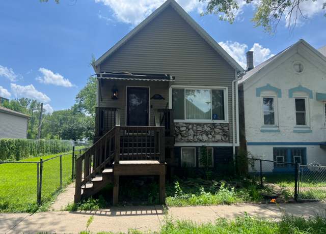 Property at 1007 W 47th Pl, Chicago, IL 60609, 2 beds, 2 baths