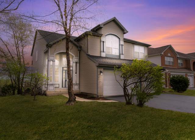 Property at 59 Amber Ct, Lindenhurst, IL 60046, 5 beds, 3.5 baths