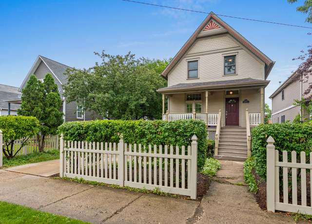Property at 4317 N Kenneth Ave, Chicago, IL 60641, 5 beds, 2.5 baths