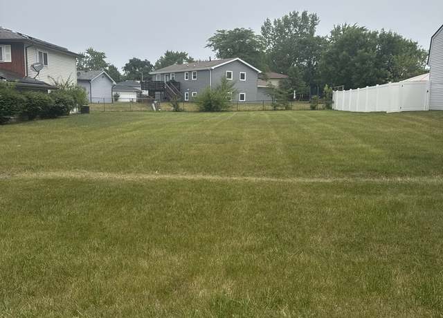 Property at 612 Hickok Ln, University Park, IL 60466