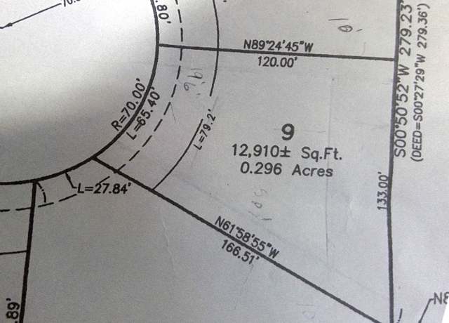 Property at Lot 9 Heritage Ct, Hebron, IL 60034