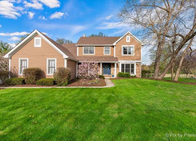 Property at 3910 Tecoma Dr, Crystal Lake, IL 60012, 4 beds, 3.5 baths