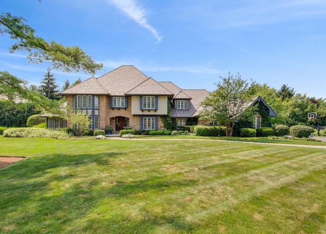 Property at 1090 Evergreen Dr, Lake Forest, IL 60045, 5 beds, 5.5 baths