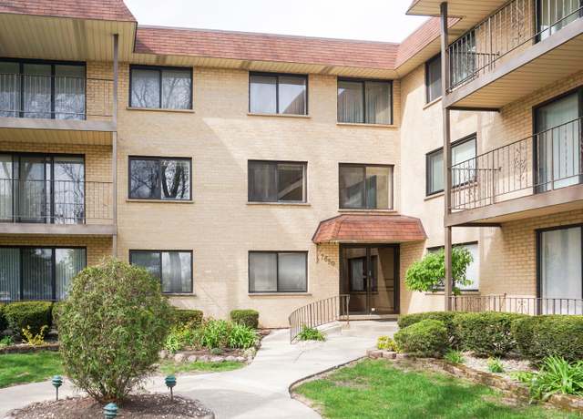 Property at 7650 W Lawrence Ave #201, Norridge, IL 60706, 2 beds, 2 baths