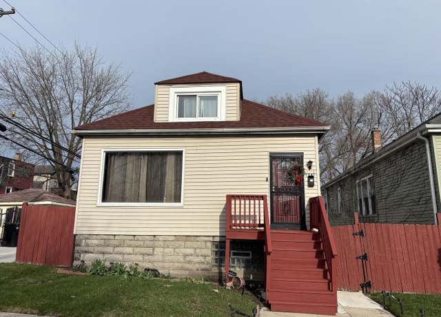 Property at 9315 S Clyde Ave, Chicago, IL 60617, 4 beds, 2.5 baths