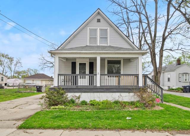 Property at 15245 State St, South Holland, IL 60473, 5 beds, 2.5 baths