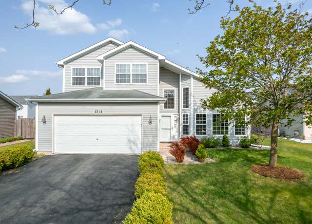 Property at 1212 Alene Dr, Plainfield, IL 60586, 3 beds, 2.5 baths