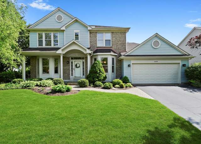 Property at 1644 Lilac Dr, Crystal Lake, IL 60014, 5 beds, 2.5 baths