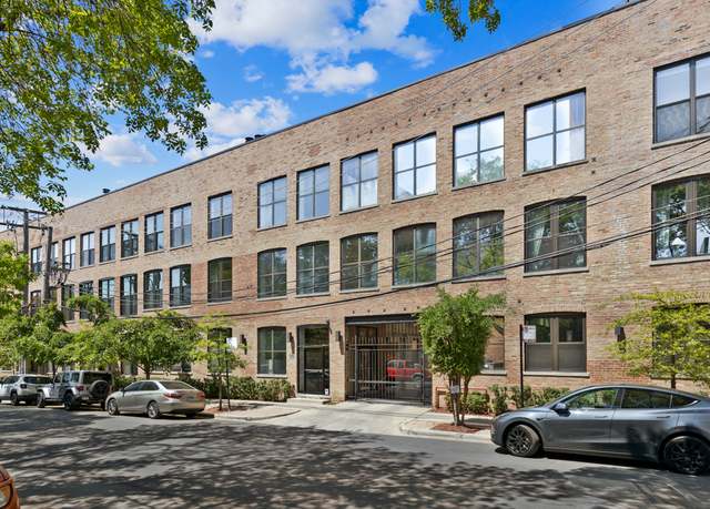 Property at 1760 W Wrightwood Ave #114, Chicago, IL 60614, 1 bed, 1.5 baths
