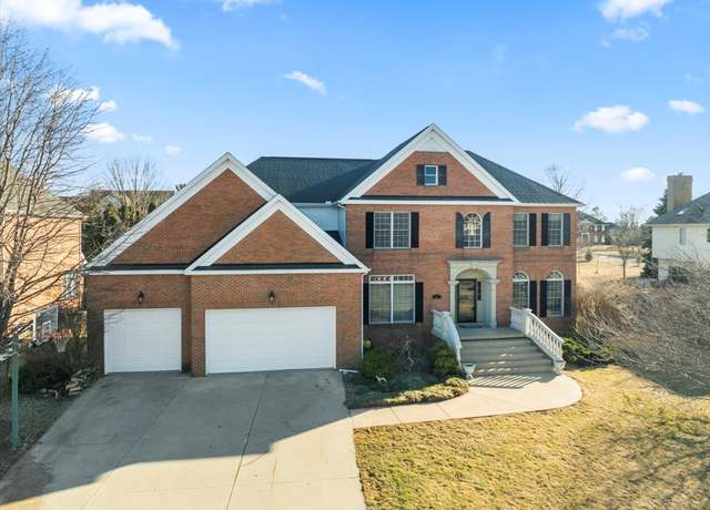 Property at 9 Raspberry Rd, Bloomington, IL 61704, 4 beds, 4.5 baths