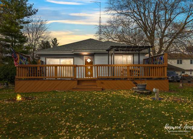 Property at 1784 S Sandbar Rd, Kankakee, IL 60901, 3 beds, 1.5 baths
