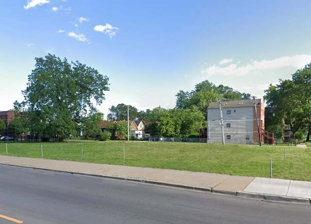 Property at 507 W 79th St, Chicago, IL 60620
