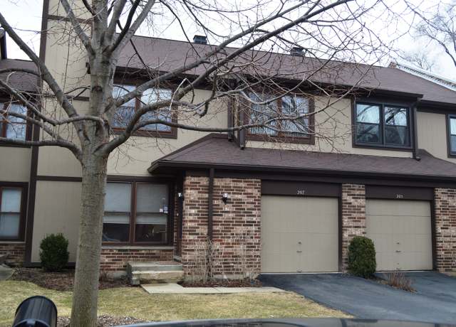 Property at 207 Shadowbend Dr, Wheeling, IL 60090, 3 beds, 2.5 baths