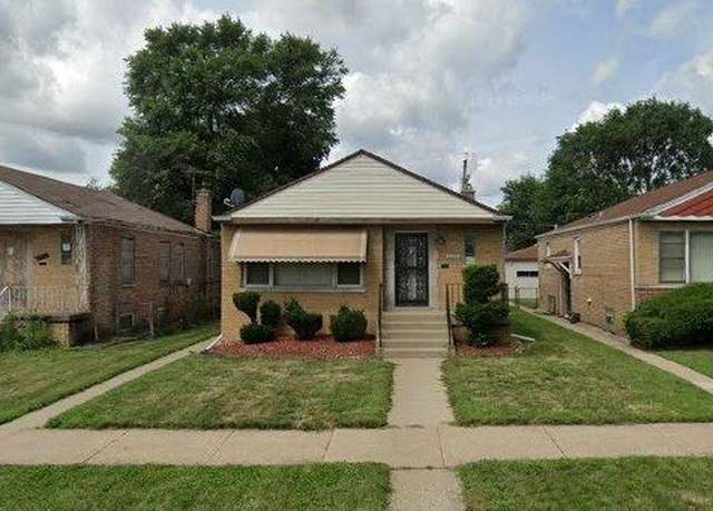 Property at 12634 S Harvard Ave, Chicago, IL 60628, 5 beds, 2 baths