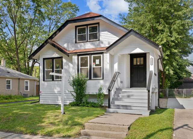 Property at 9336 Tulley Ave, Oak Lawn, IL 60453, 5 beds, 3 baths