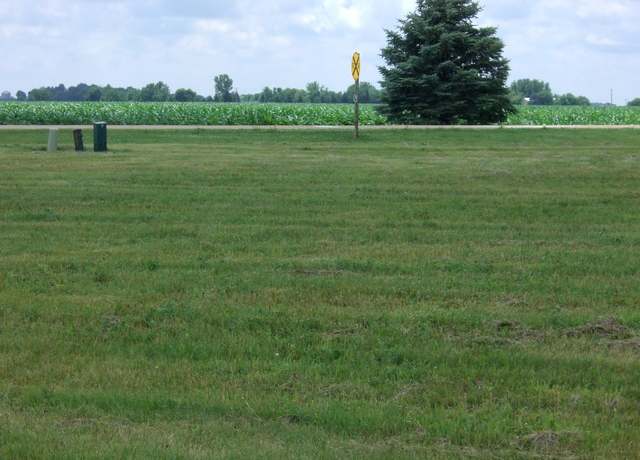 Property at 629/631 Effie Dr, Earlville, IL 60518