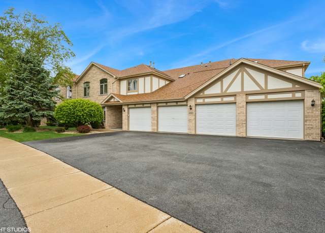 Property at 18513 Pine Lake Dr #1, Tinley Park, IL 60477, 2 beds, 2 baths