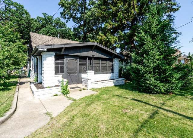 Property at 7700 Garden Ln, Justice, IL 60458, 5 beds, 1 bath