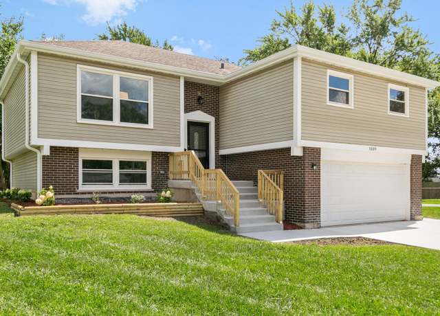 Property at 1039 Barrow Ct, University Park, IL 60484, 4 beds, 2.5 baths