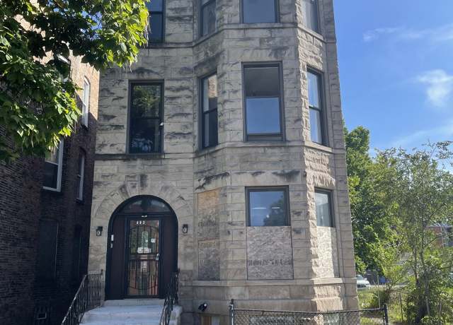 Property at 663 E 50th St, Chicago, IL 60615, 9 beds, 3 baths