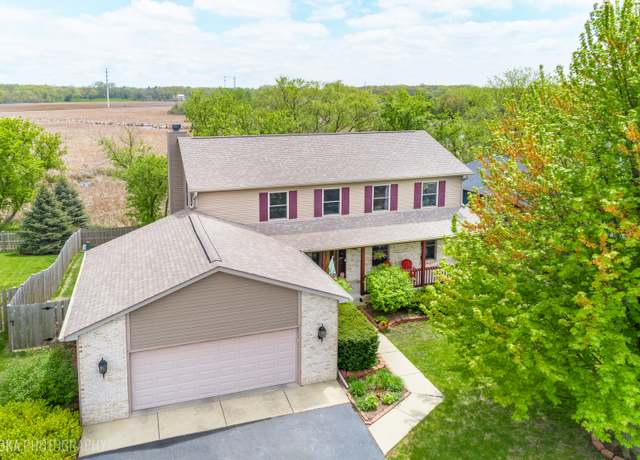 Property at 621 Red Spruce Trl, Lake Villa, IL 60046, 4 beds, 3 baths