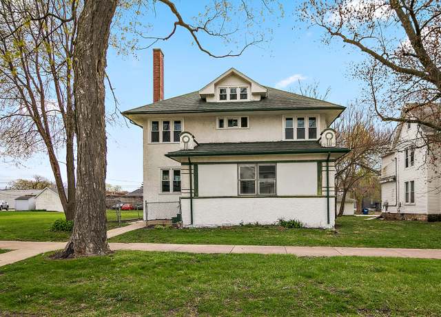 Property at 152 S Greenwood Ave, Kankakee, IL 60901, 4 beds, 2 baths