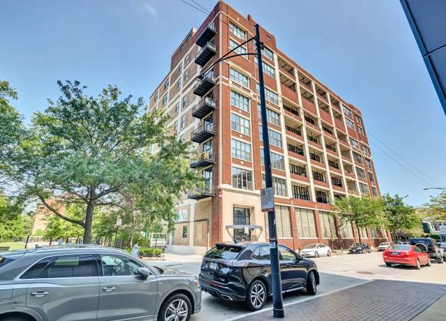 Property at 320 E 21st St #204, Chicago, IL 60616, 2 beds, 2 baths