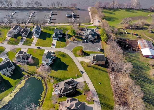 Property at 1 Logue Cir, Seneca, IL 61360