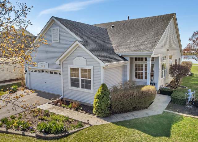 Property at 13913 S Tamarack Dr, Plainfield, IL 60544, 2 beds, 2.5 baths