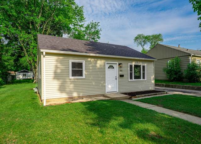 Property at 916 N Independence Ave, Rockford, IL 61101, 2 beds, 1 bath