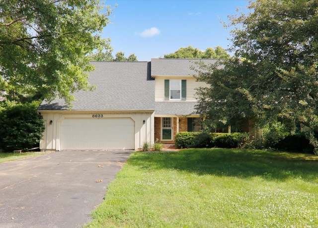 Property at 8633 Oakmont Rd, Bloomington, IL 61705, 3 beds, 2.5 baths