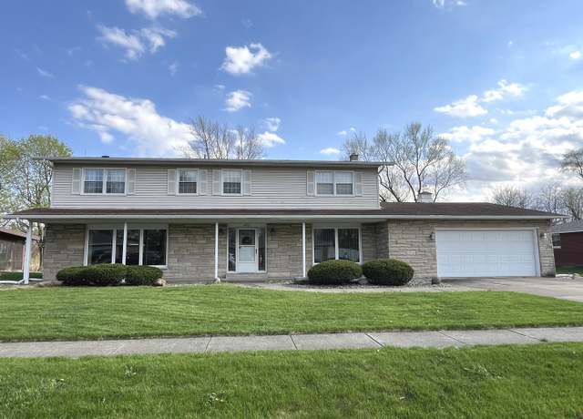 Property at 432 Miller St, Beecher, IL 60401, 4 beds, 2.5 baths