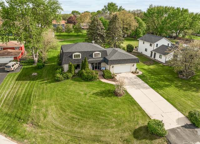 Property at 24452 W Blvd Dejohn, Naperville, IL 60564, 4 beds, 2.5 baths