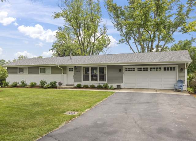 Property at 26W079 Thomas Rd, Wheaton, IL 60187, 3 beds, 3 baths