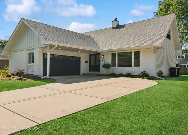 Property at 4615 Gettysburg Dr, Rolling Meadows, IL 60008, 4 beds, 2.5 baths