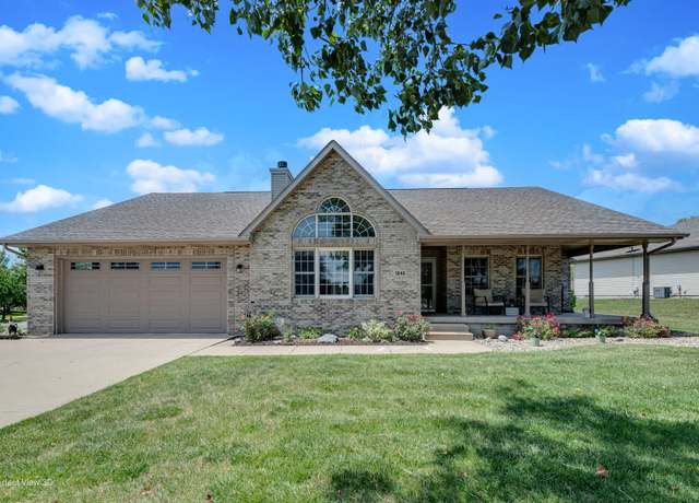 Property at 1245 Patriot Way, Bourbonnais, IL 60914, 5 beds, 3.5 baths
