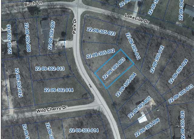 Property at 214 Park Dr, Dixon, IL 61021