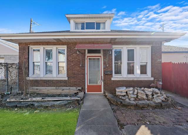 Property at 5931 S Troy St, Chicago, IL 60629, 2 beds, 1 bath