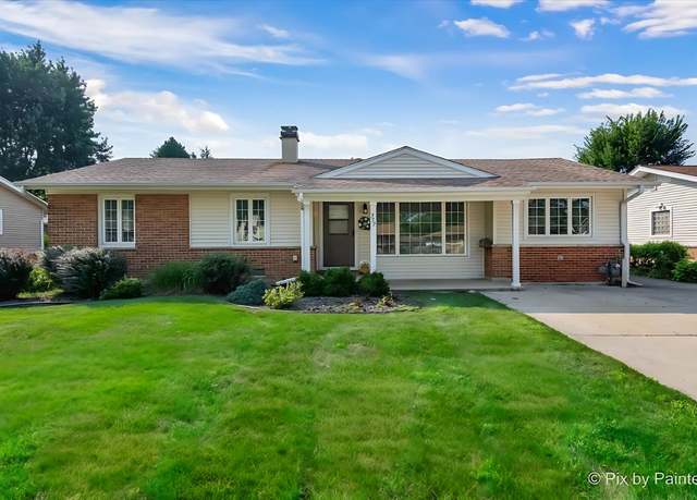 Property at 322 Charing Cross Rd, Elk Grove Village, IL 60007, 4 beds, 2 baths