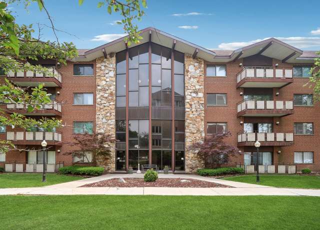 Property at 2311 183rd St #203, Homewood, IL 60430, 3 beds, 2.5 baths