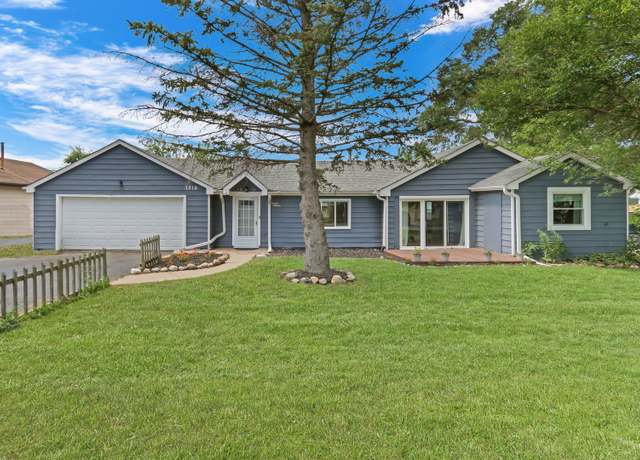 Property at 1316 N Park Dr, Round Lake Beach, IL 60073, 3 beds, 2 baths