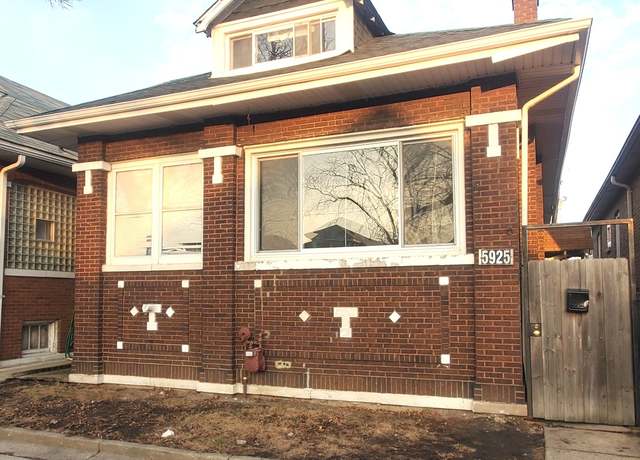 Property at 5925 S Francisco Ave, Chicago, IL 60629, 7 beds, 2 baths