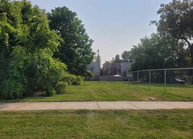 Property at 533 W 62nd St, Chicago, IL 60621