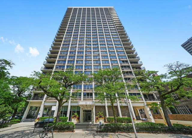 Property at 88 W Schiller St #1405, Chicago, IL 60610, 1 bed, 1 bath